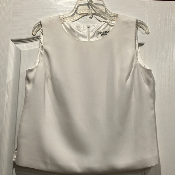 Woman’s jacket with blouse - Picture 3 of 5